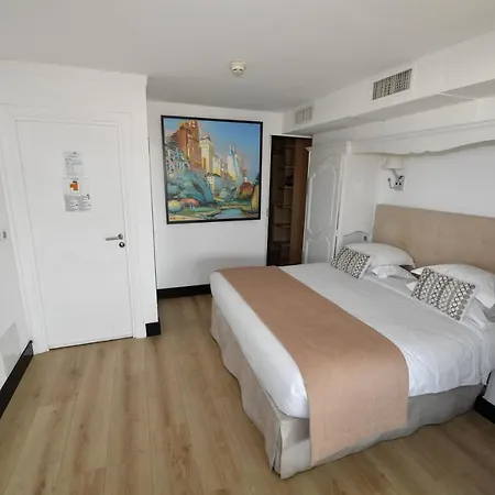 De Provence Hotel 3*